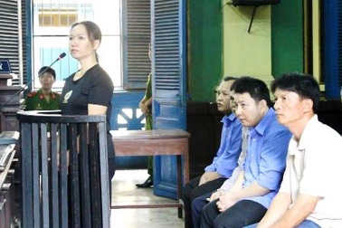 Cha mẹ vào tù vì chạy án cho con